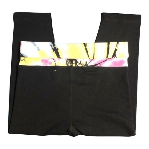 Tie Dye Waist Band Capris Leggings - Picture 2 of 7